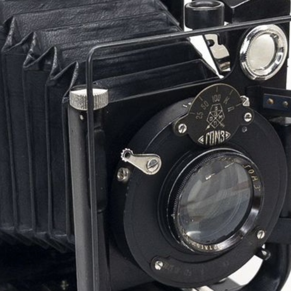 Fotokor 1 front standard with the lens and shutter