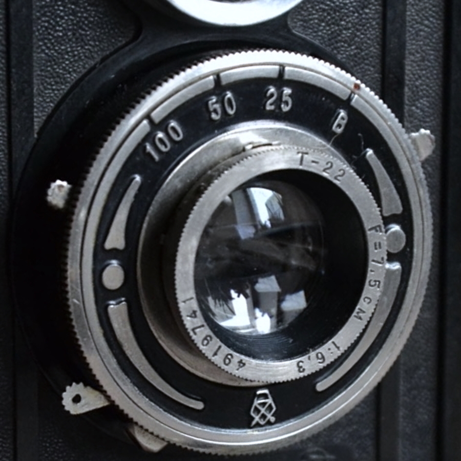 komsomolets camera taking lens close up