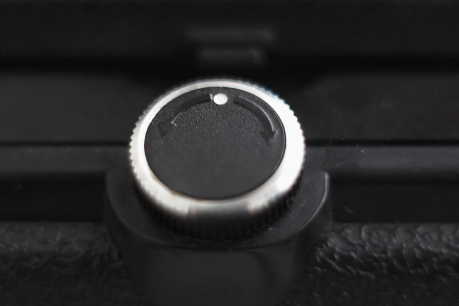 Back door lock of Lubitel 166u camera