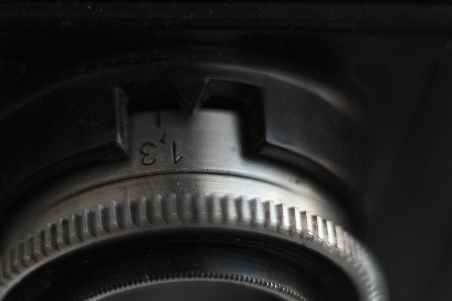 lubitel 2 lens and the closest mark on the scale