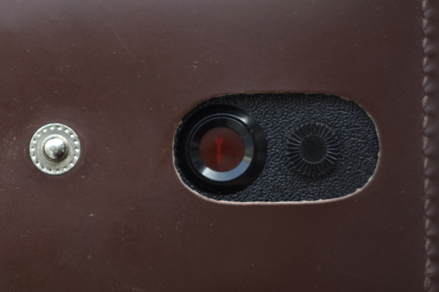 Lubitel camera red frame control window
