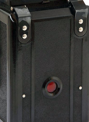 soviet medium format camera Lubitel red film window on the back