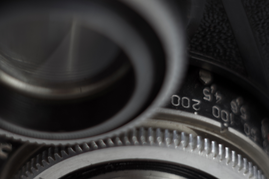 Lubitel camera shutter speeds and both lenses