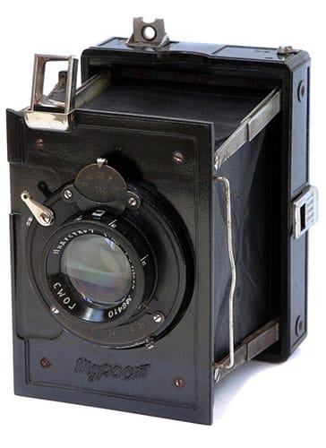 medium format soviet camera