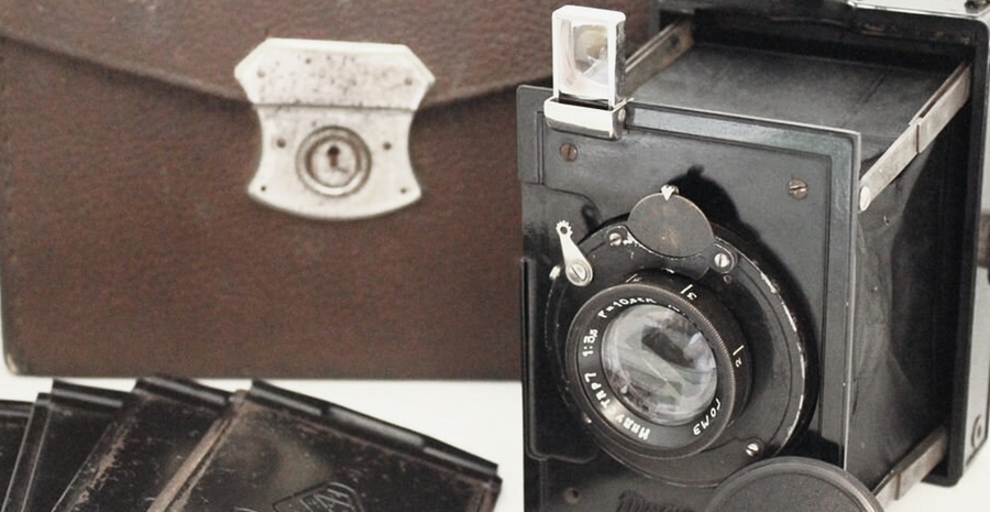 Soviet medium format camera shutter